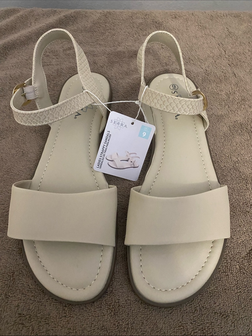 Sandals - Picture 2 of 9